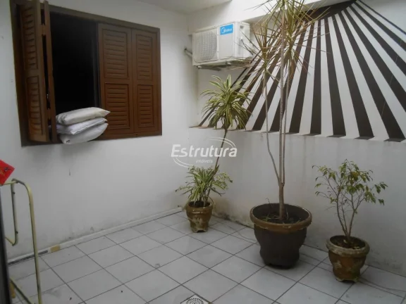 Imagem Casa 3 dormitórios à venda Nossa Senhora do Rosário Santa Maria/RS