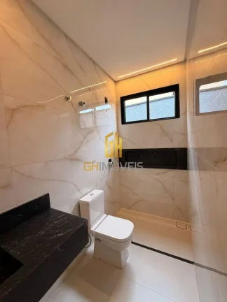 Imagem Casa com 3 quartos no Setor Três Marias, em terreno com 300m² com 195m² de área construída poss...