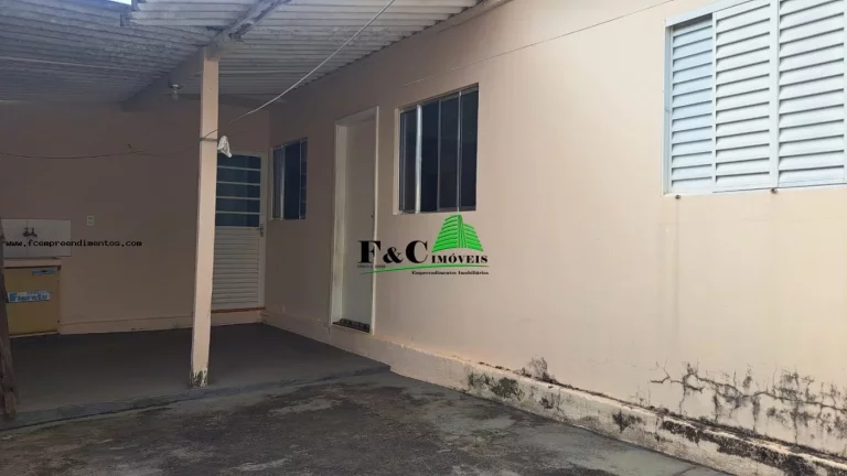 Imagem Casa para Venda em Limeira, Parque Hippolyto, 3 dormitórios, 2 banheiros, 3 vagas