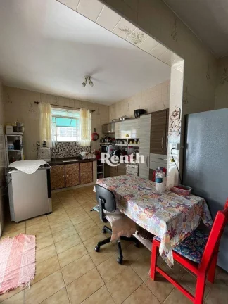 Imagem Casa com 3 dormitórios à venda, R$ 550.000 - Centro - Rio Claro/SP