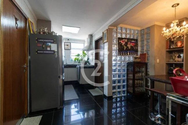 Imagem Jardins, rua fechada, com 3 dormitórios, 142 m²