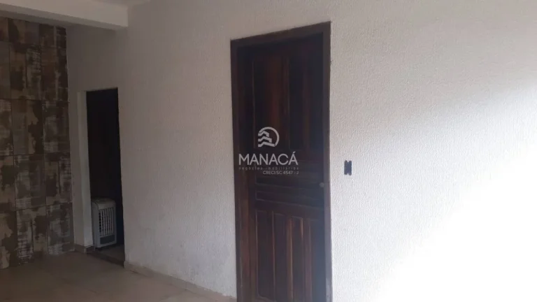 Imagem Casa ampla e versátil com edícula completa e estrutura para expansão!