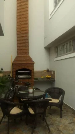 Imagem Sobrado Alto Padrão para Venda em Planalto Paulista São Paulo-SP