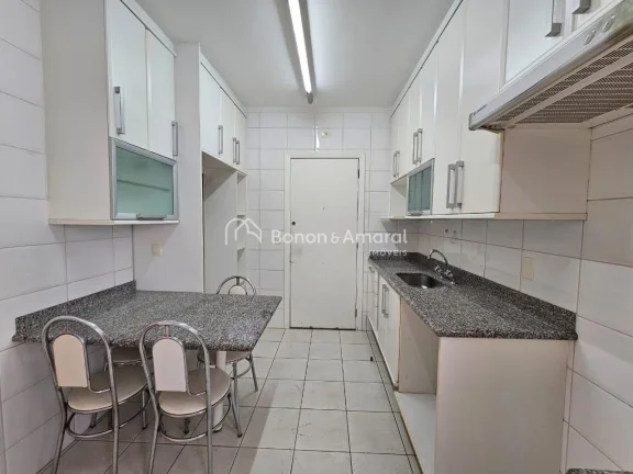 Imagem Apartamento com 94m² de área útil, em excelente localização e rua tranquila no bairro mais dese...
