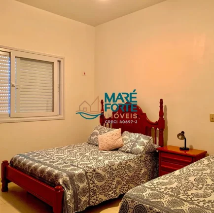 Imagem LINDA CASA COM PISCINA EM CONDOMINIO FECHADO