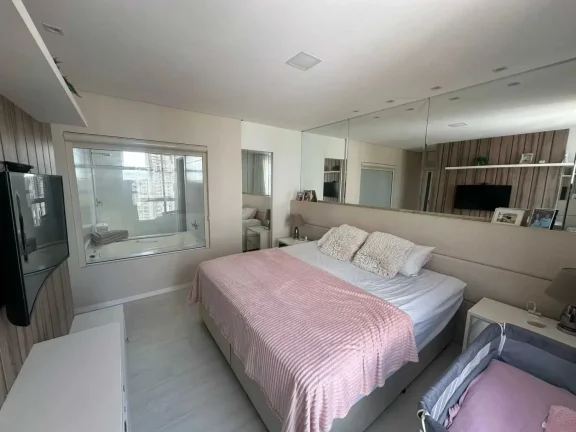 Imagem Apartamento mobiliado com 3 dormitórios sendo 3 suítes e 2 vagas de garagem em Balneário Camboriú