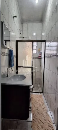 Imagem Casa de 162m², 6 Cômodos, 1 Suíte, 1 Vaga, Escritura no Jardim Zaíra 2, Mauá-SP