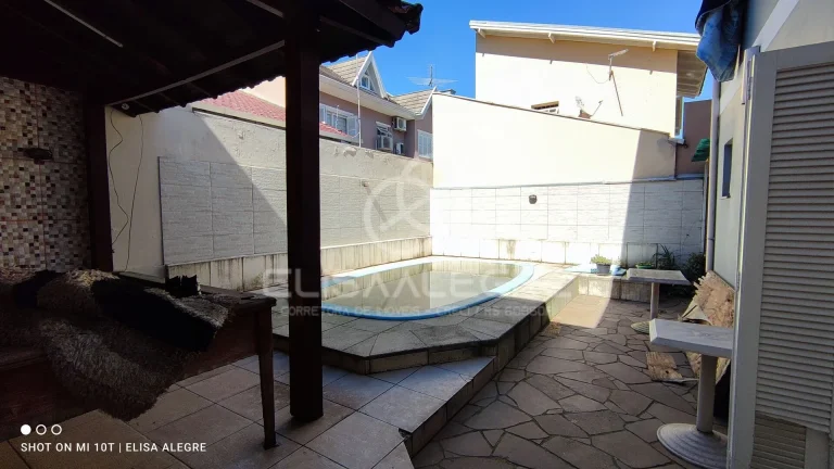 Imagem Sobrado 3 andares c/ piscina no Moinhos de Vento, Canoas