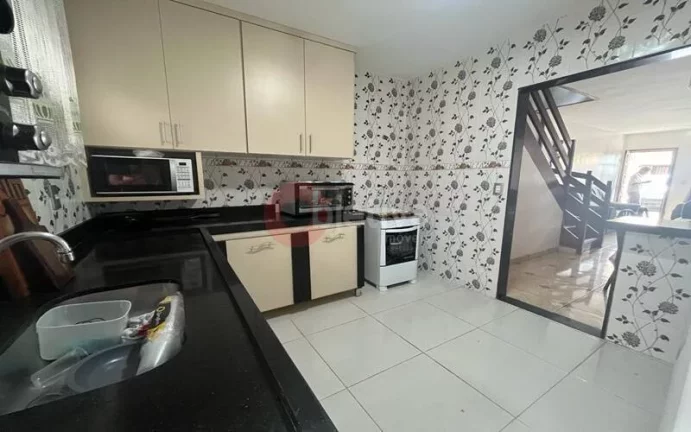 Imagem Casa a venda de 2 quartos com suítes em condomínio - Ogiva - Cabo Frio