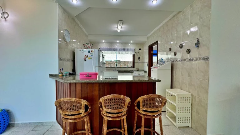 Imagem Casa com 4 Suítes à venda, 401 m por R$ 2.950.000,00 - Riviera - Modulo 22