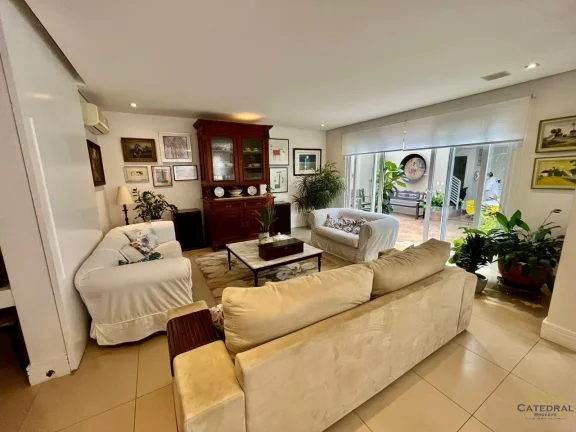Imagem Casa a Venda com 4 Quartos (3 Suítes) - Condomínio Santa Tereza - Jundiaí/SP