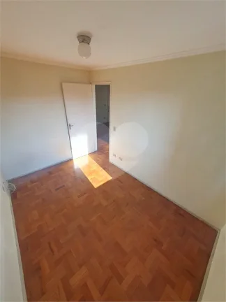 Imagem Apartamento à venda com 2 quartos no condomínio Edifício Karina, São Paulo - SP