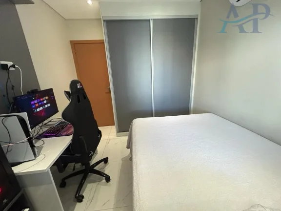 Imagem Apartamento no Canto do Forte em Praia Grande com 3 Dormitórios