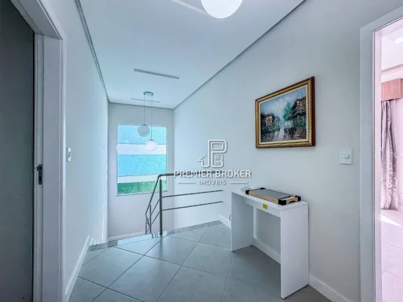 Imagem Casa com 3 dormitórios à venda, 192 m² por R$ 1.270.000,00 - Pimenteiras - Teresópolis/RJ