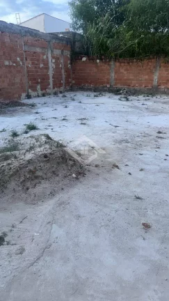 Imagem Excelente residência em terreno amplo