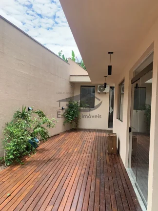 Imagem Casa na praia de Boiçucanga a 200 mts do mar