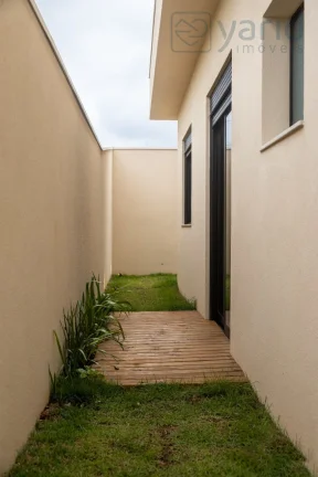 Imagem Imperdível casa em condomínio à venda em Itupeva-SP, Nova Era! 3 quartos, 3 suítes, 2 salas, 4 banheiros, 2 vagas, 190m².