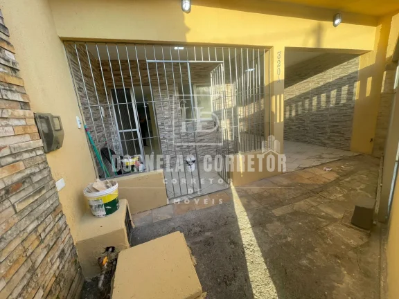 Imagem Casa em Moreno | 3 Quartos, 1 Suíte, 2 Salas, Garagem Coberta, Aceita Financiamento.