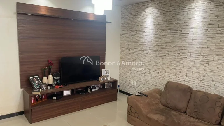 Imagem Casa térrea à venda no Parque Bom Retiro em Paulínia/SP, com 179m² de área construída e excele...