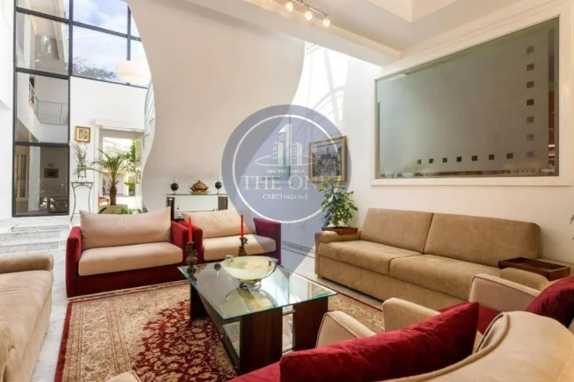 Imagem Imóvel de luxo em condomínio na Chácara Monte Alegre, São Paulo-SP: 5 quartos, 5 suítes, 5 salas, 9 banheiros, 953m² de área. Venda ou locação!