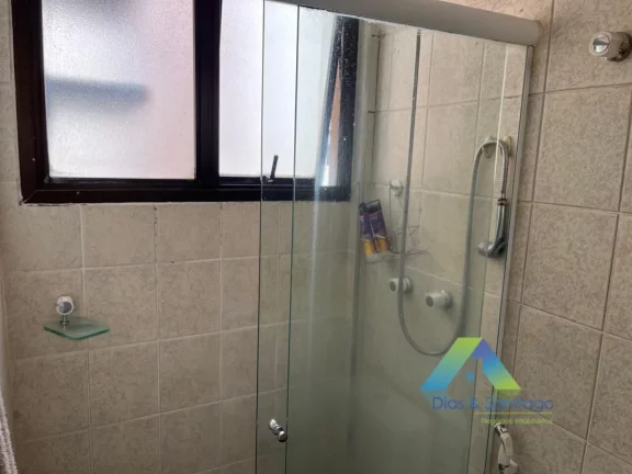 Imagem Apartamento duplex todo mobiliado em localização privilegiada na área nobre de Moema Pássaros com vaga de garagem.