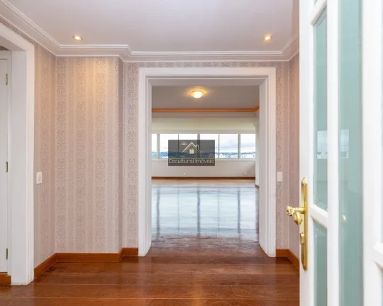 Imagem SINÔNIMO DE MORAR BEM APARTAMENTO 411,00 M 4 SUÍTES SALA 4 AMBIENTES TERRAÇO VISTA EXUBERANTE COZINHA IMÓVEL REPLETO DE ARMÁRIOS 3 VAGAS LAZER