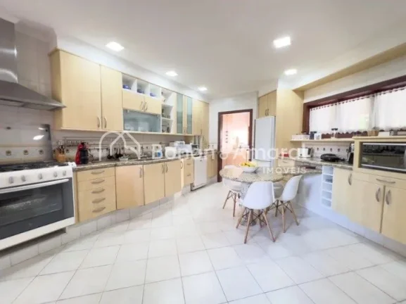 Imagem Essa linda casa esta disposta em três pavimentos sendo a área de lazer, gourmet, home theater, pis...