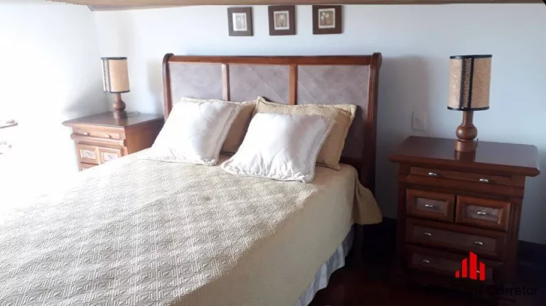 Imagem Casa com 04 Suítes à Venda, em Condomínio Fechado Alto Padrão.