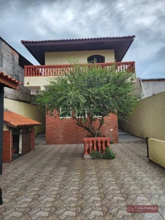 Imagem Sobrado com 3 dormitórios à venda por R$ 740.000,00 - Cidade Soberana - Guarulhos/SP