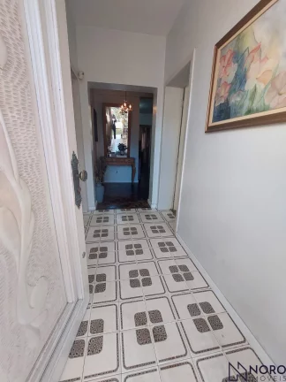 Imagem CASA 3 DORMITÓRIOS (1 SUITE) 4 VAGAS NA TRAV. DOMINGOS TREVISAN-CENTRO