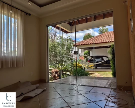 Imagem CASA RESIDENCIAL em São Lourenço - MG, Condomínio Moradas da Serra