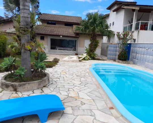 CASA RESIDENCIAL em Bertioga - SP, Boracéia