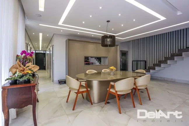 Imagem Residência Alto Padrão - 5 Suítes, Piscina e ELEVADOR no Alphaville Graciosa – 500m² de Sofisticação… Um verdadeiro espetáculo!!!