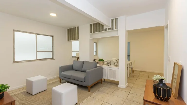 Imagem Apartamento Lagoa - 79M², 2 Dorms, 1 Suíte, 1 Vaga Demarcada, Armários.