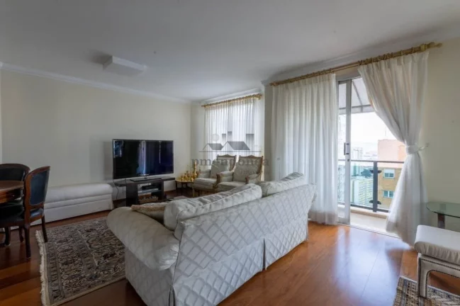 Imagem Excelente cobertura duplex, com área de lazer privativa e 03 vagas de garagem.