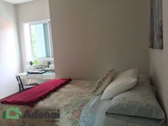 Imagem Sobrado com 4 Quartos e 4 banheiros à Venda, 365 m² por R$ 1.790.000