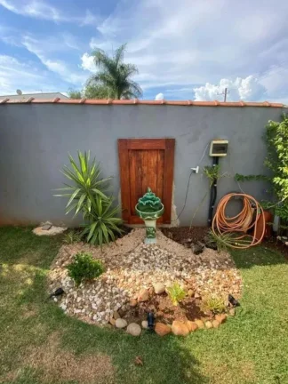 Imagem Chácara em Condomínio de Luxo em Boituva-SP, Bairro Nova Rheata: 3 Quartos, 1 Suíte, 2 Salas, 3 Banheiros, 5 Vagas, 250m²!