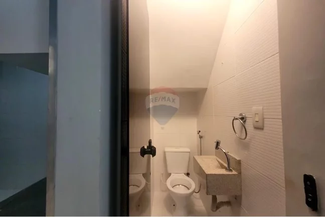 Imagem Casa com 2 quartos á venda em Oswaldo Cruz, Rio de Janeiro.