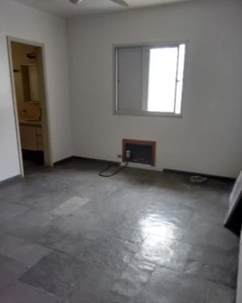 Imagem Apartamento à venda no Guarujá na Praia das Pitangueiras.