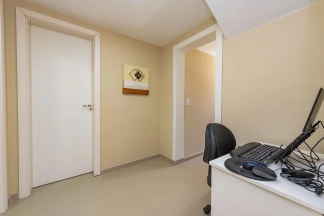 Imagem Sobrado Todo Reformado e Semi Mobiliado!