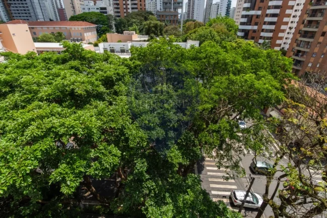 Imagem Apartamento de luxo na Vila Uberabinha, São Paulo-SP, com 3 quartos, 3 suítes e 171m² de área.