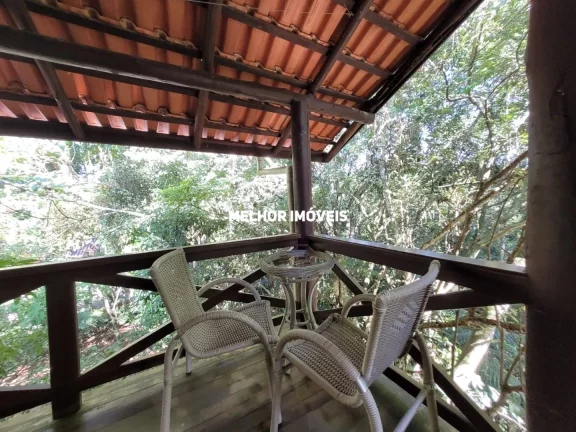 Imagem Casa á venda na Praia do Estaleiro em Balneário Camboriú