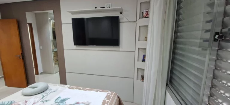 Imagem APARTAMENTO À VENDA - LINDO E TÉRREO - 02 QUARTOS E 01 VAGA - 65M²