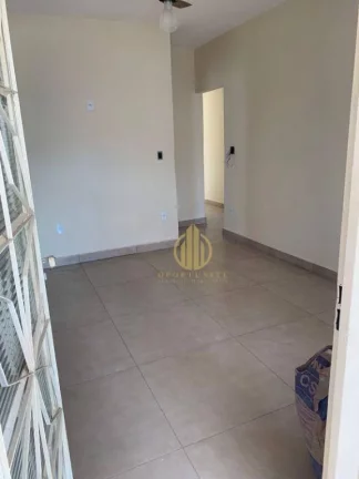 Imagem Casa com 3 dormitórios à venda, 109 m² por R$ 280.000,00 - Vila Mariana - Ribeirão Preto/SP