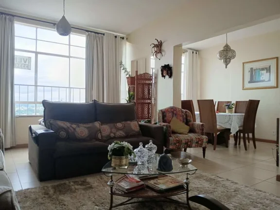 Imagem Apartamento à venda em Barbacena, Centro, com 4 quartos, 170m2