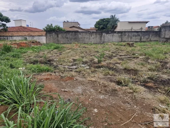 Imagem Lote para Venda em Aparecida de Goiânia, Residencial Village Garavelo