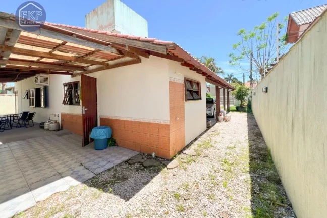 Imagem Casa térrea 3 dormitórios!