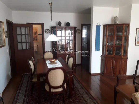Imagem Localização privilegiada em uma das regiões mais desejadas da cidade!

Este apartamento oferece e...