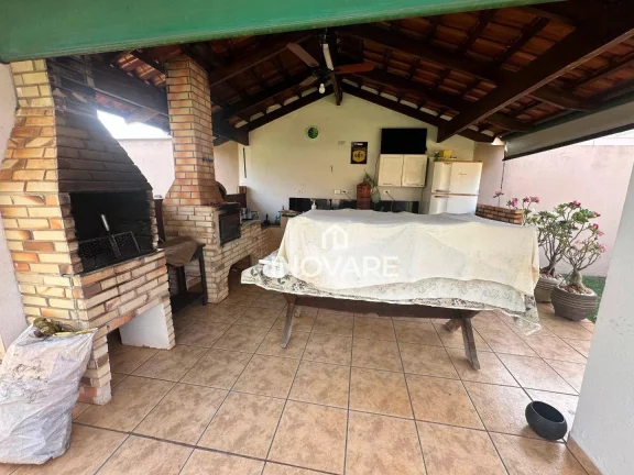 Imagem Casa com 4 dormitórios à venda, 400 m² por R$ 1.900.000,00 - Vila de Furnas - Itumbiara/GO