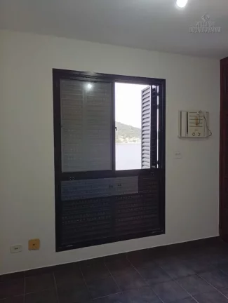 Imagem Apartamento Amplo com Vista para o Mar – 2 Quartos em São Vicente!
